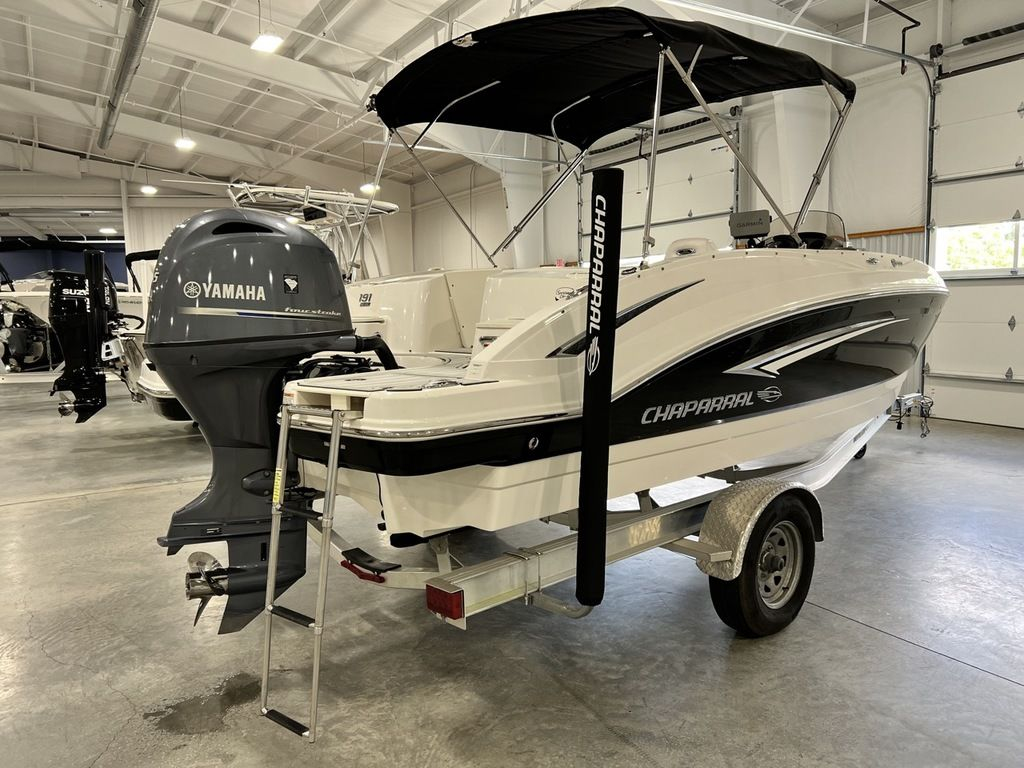 2019 Chaparral 191 Suncoast - Image 3