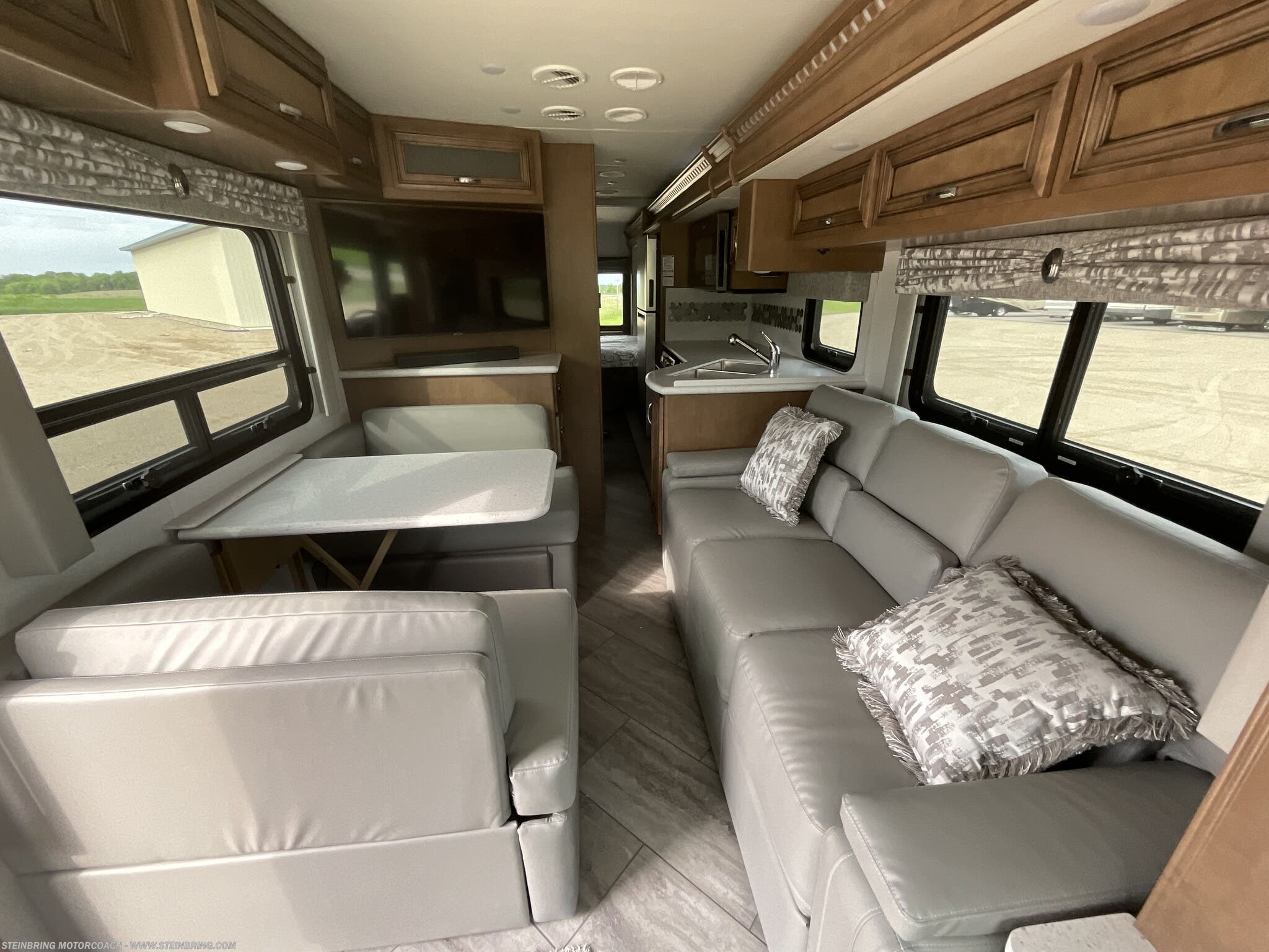 2022 Newmar Bay Star 3014 - Image 22