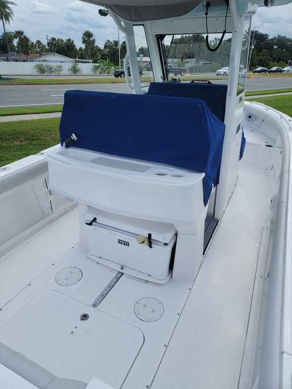 2020 Everglades 255CC - Image 18