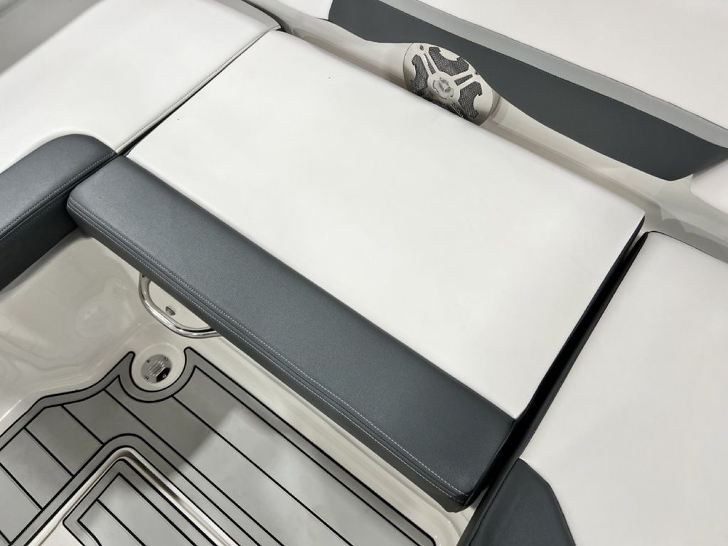 2019 Chaparral 191 Suncoast - Image 23