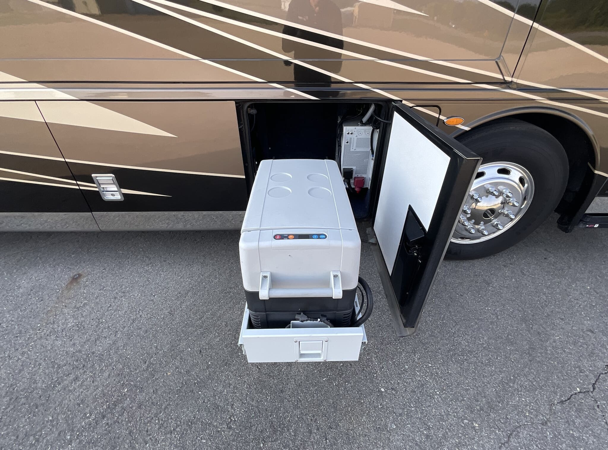 2018 Newmar New Aire 3341 - Image 25