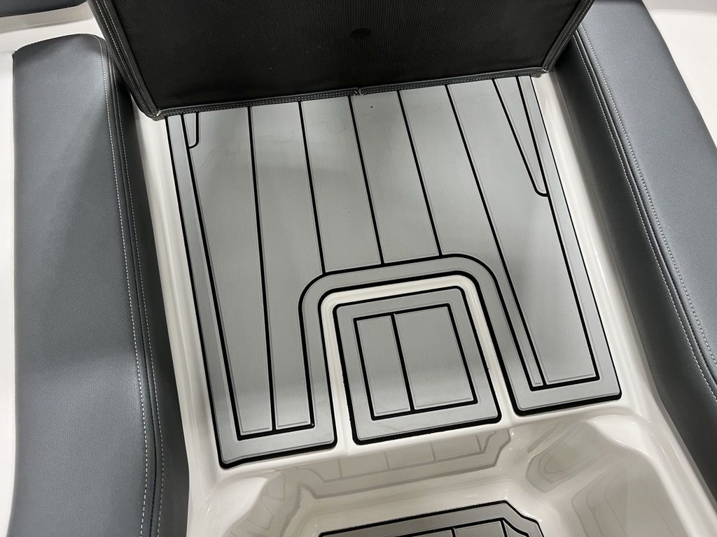 2019 Chaparral 191 Suncoast - Image 24