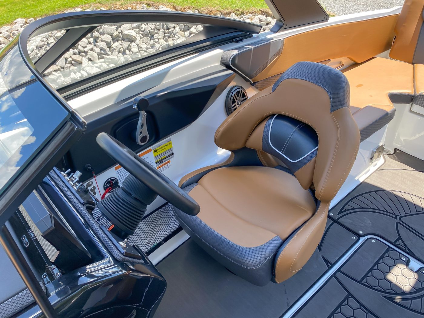 2022 Scarab 215 ID Wake Edition - Image 17