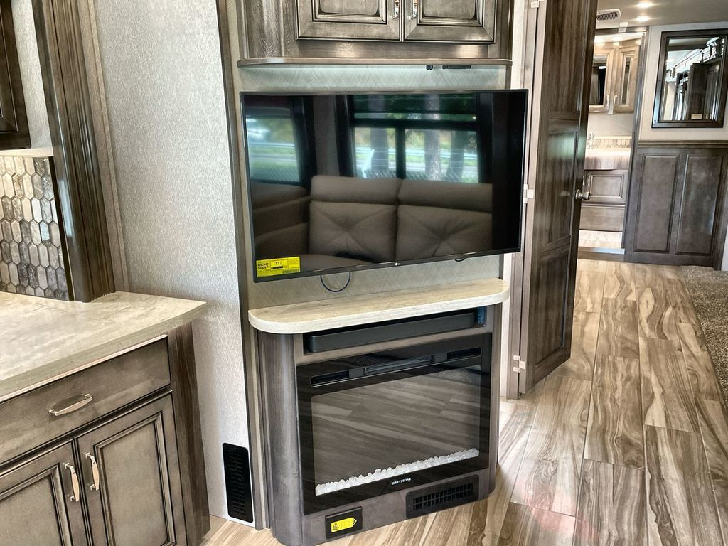 2022 Holiday Rambler Endeavor 38N - Image 28