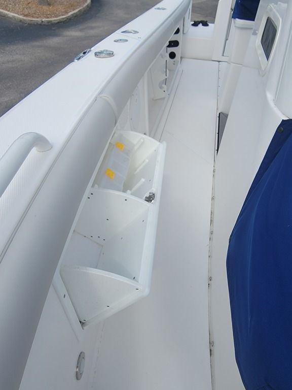 2020 Everglades 255CC - Image 21