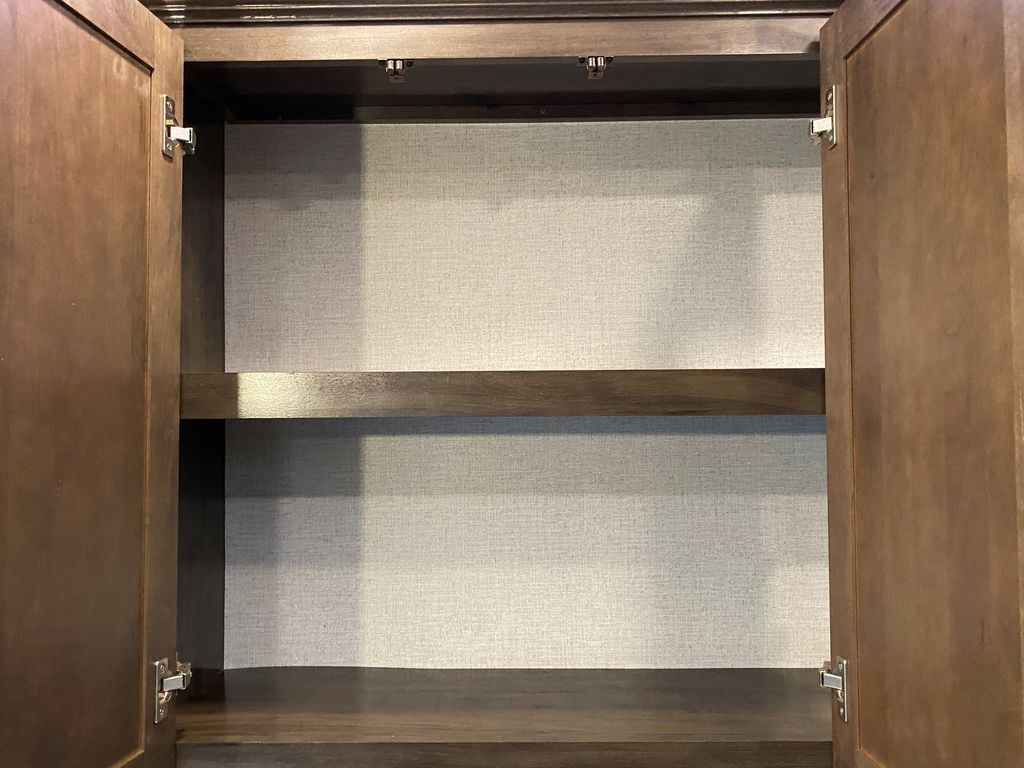 2022 Dutchmen Voltage 4145 - Image 26