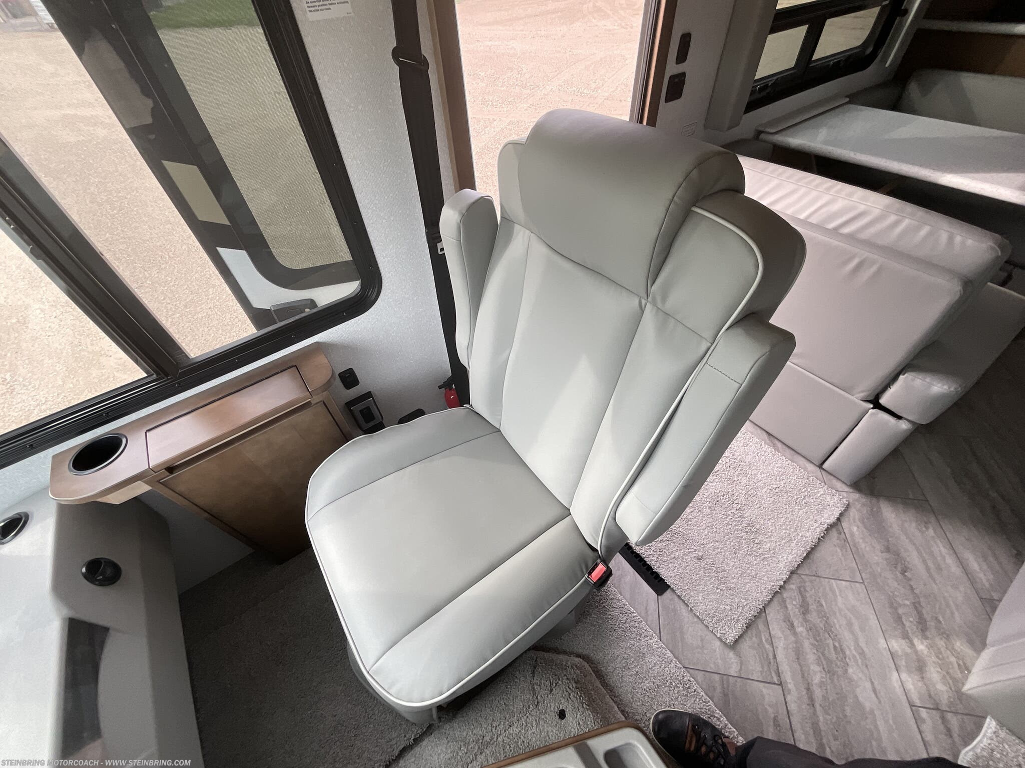 2022 Newmar Bay Star 3014 - Image 26