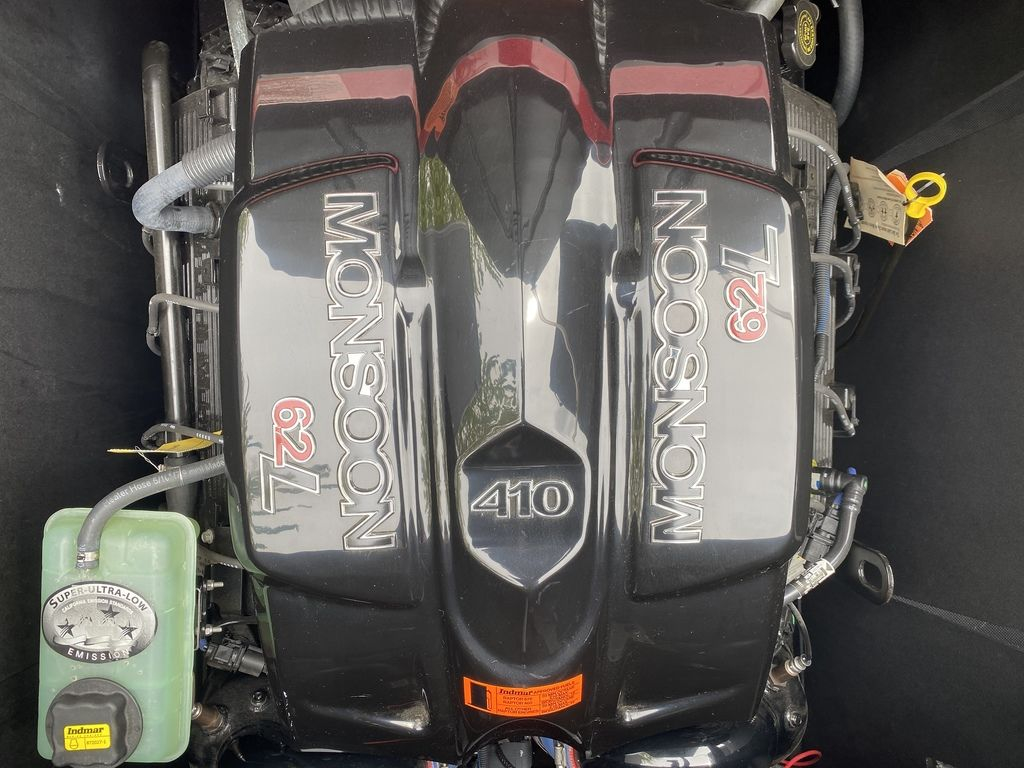 2017 Malibu Boats 23 LSV - Image 21