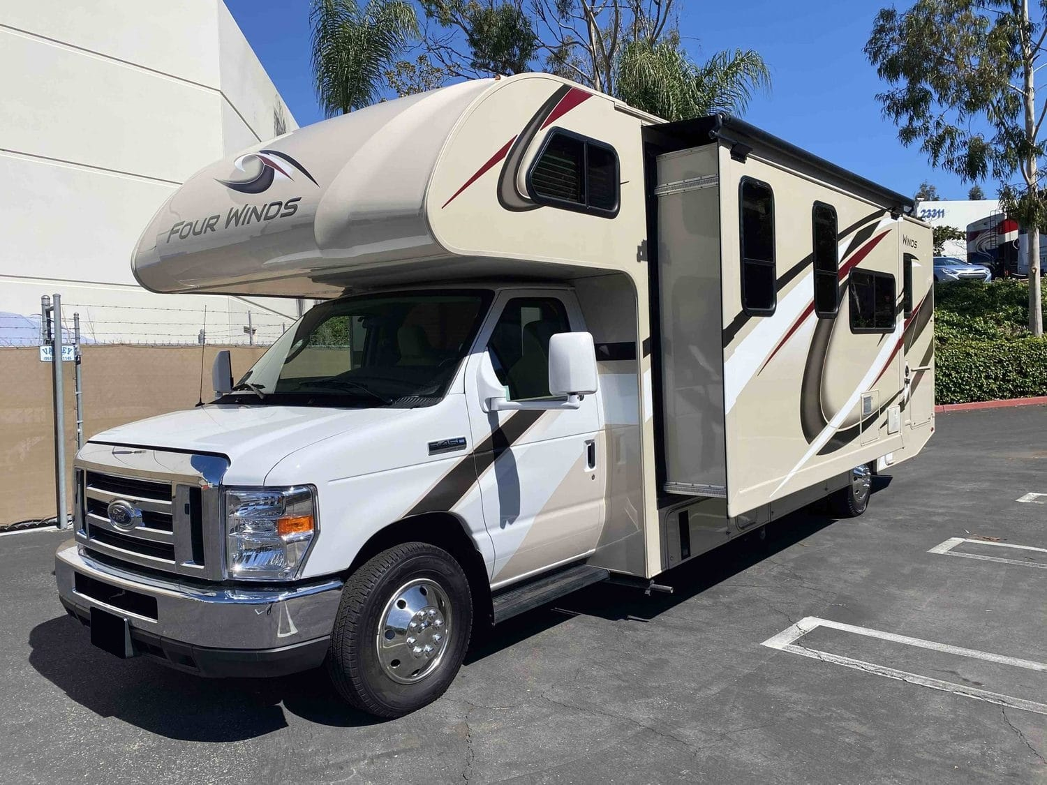 2019 Four Winds 28Z - Image 31