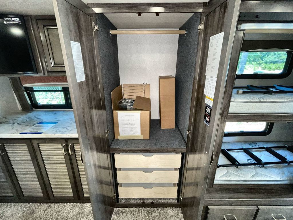 2022 Holiday Rambler Endeavor 38N - Image 33