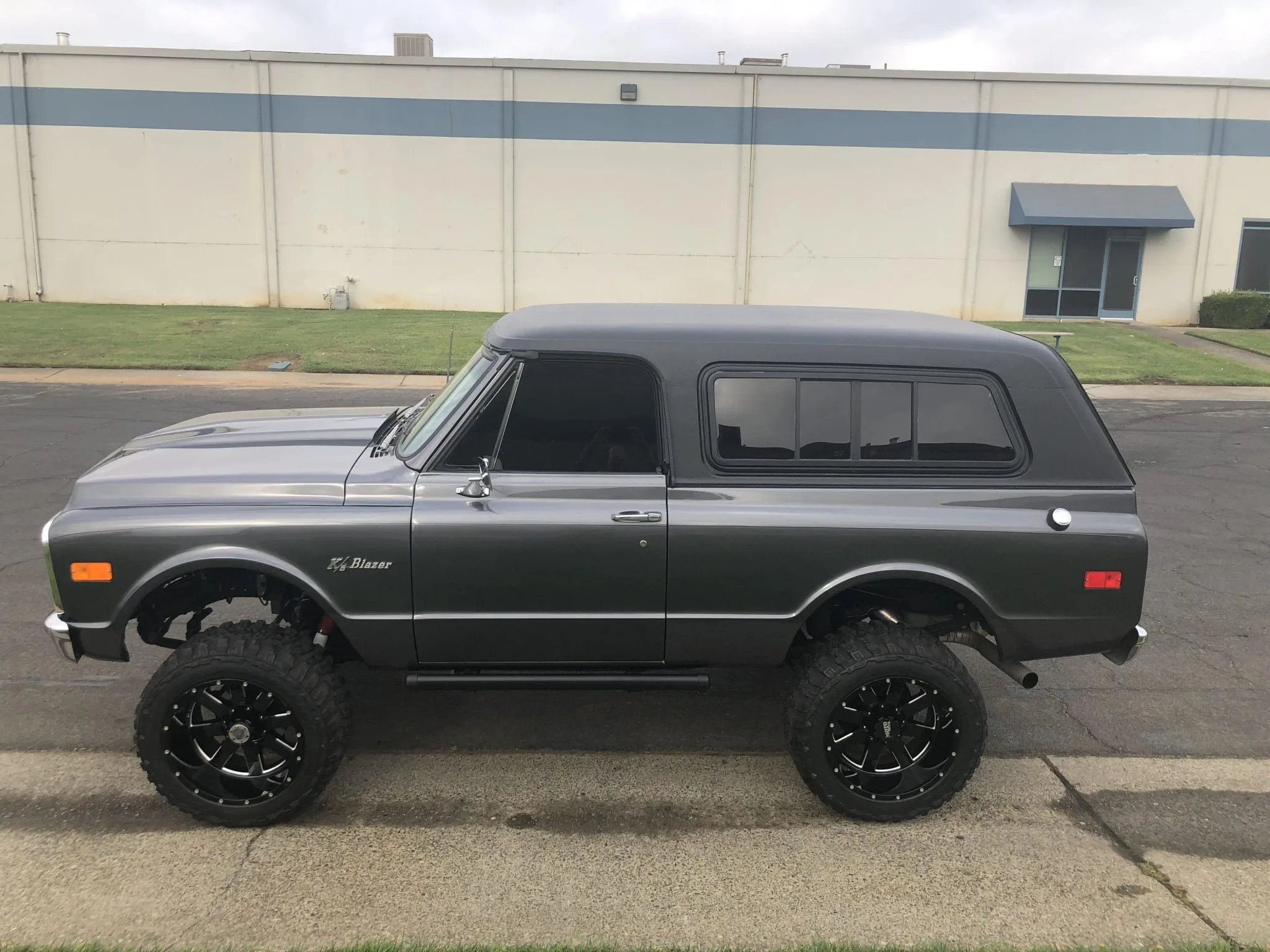 1972 Chevrolet K5 Blazer - Image 3