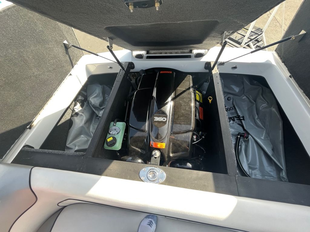 2021 Sanger V 215 SURF - Image 4