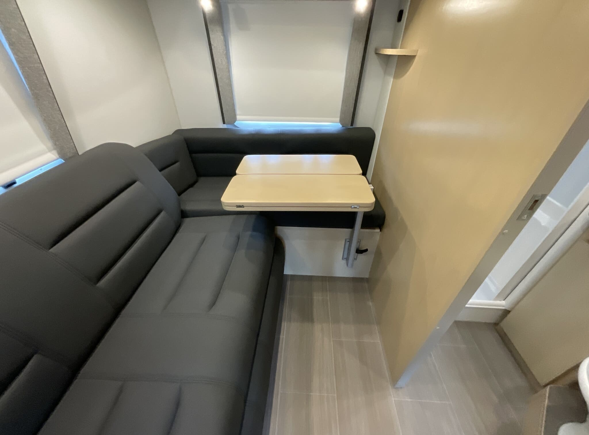 2019 Leisure Travel Serenity S24CB - Image 34