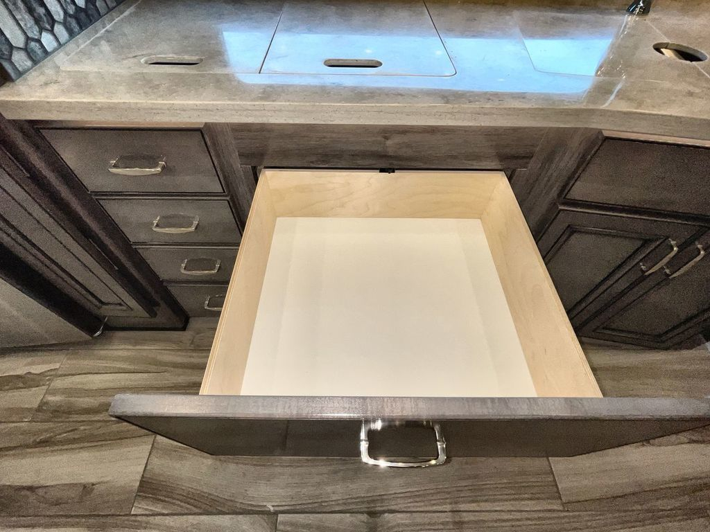 2022 Holiday Rambler Endeavor 38N - Image 37