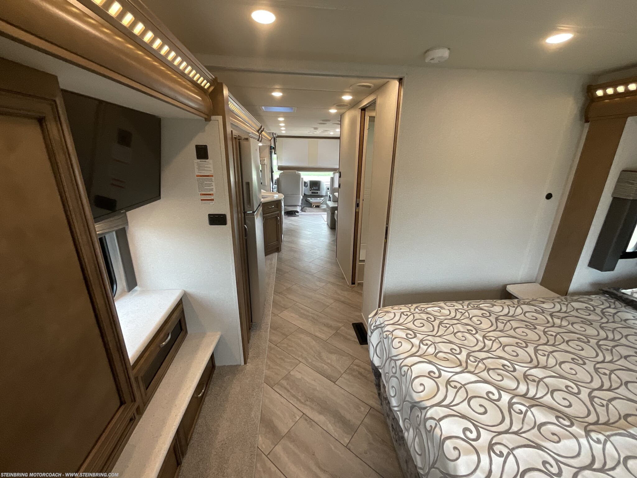 2022 Newmar Bay Star 3014 - Image 34