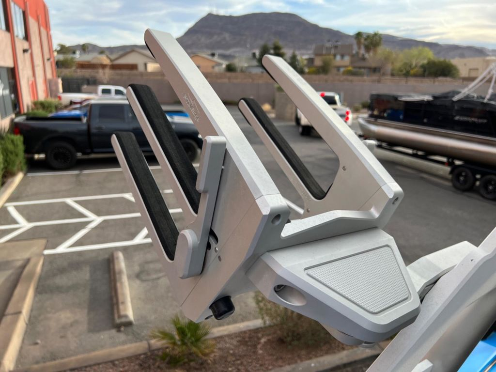 2019 Malibu Boats 23 LSV - Image 15