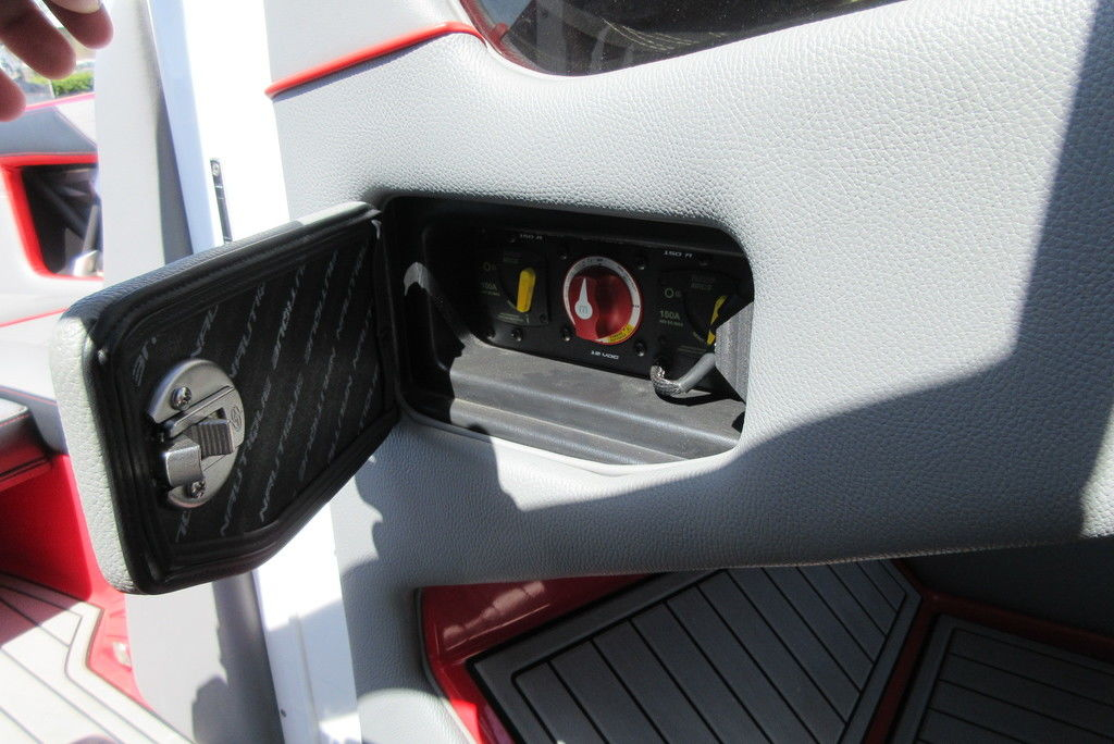 2018 Nautique Super Air G23 - Image 34