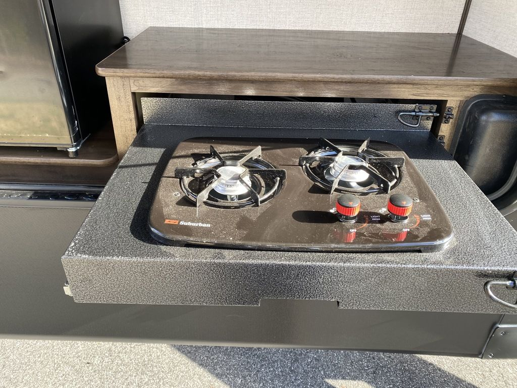 2022 Dutchmen Voltage 4145 - Image 39