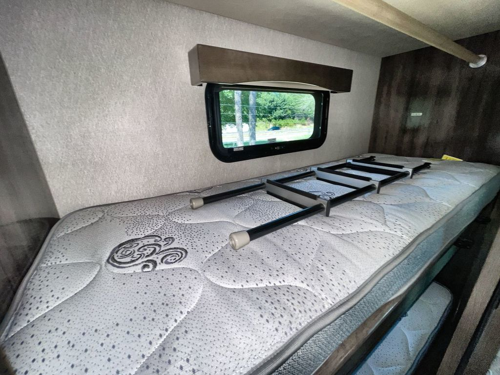 2022 Holiday Rambler Endeavor 38N - Image 42