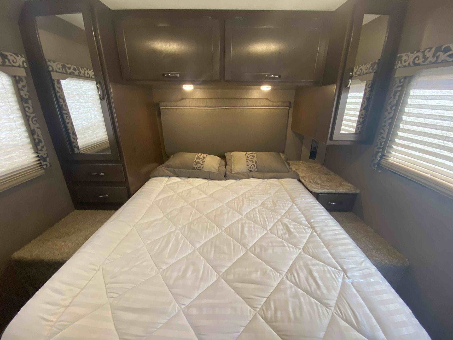 2019 Four Winds 28Z - Image 43