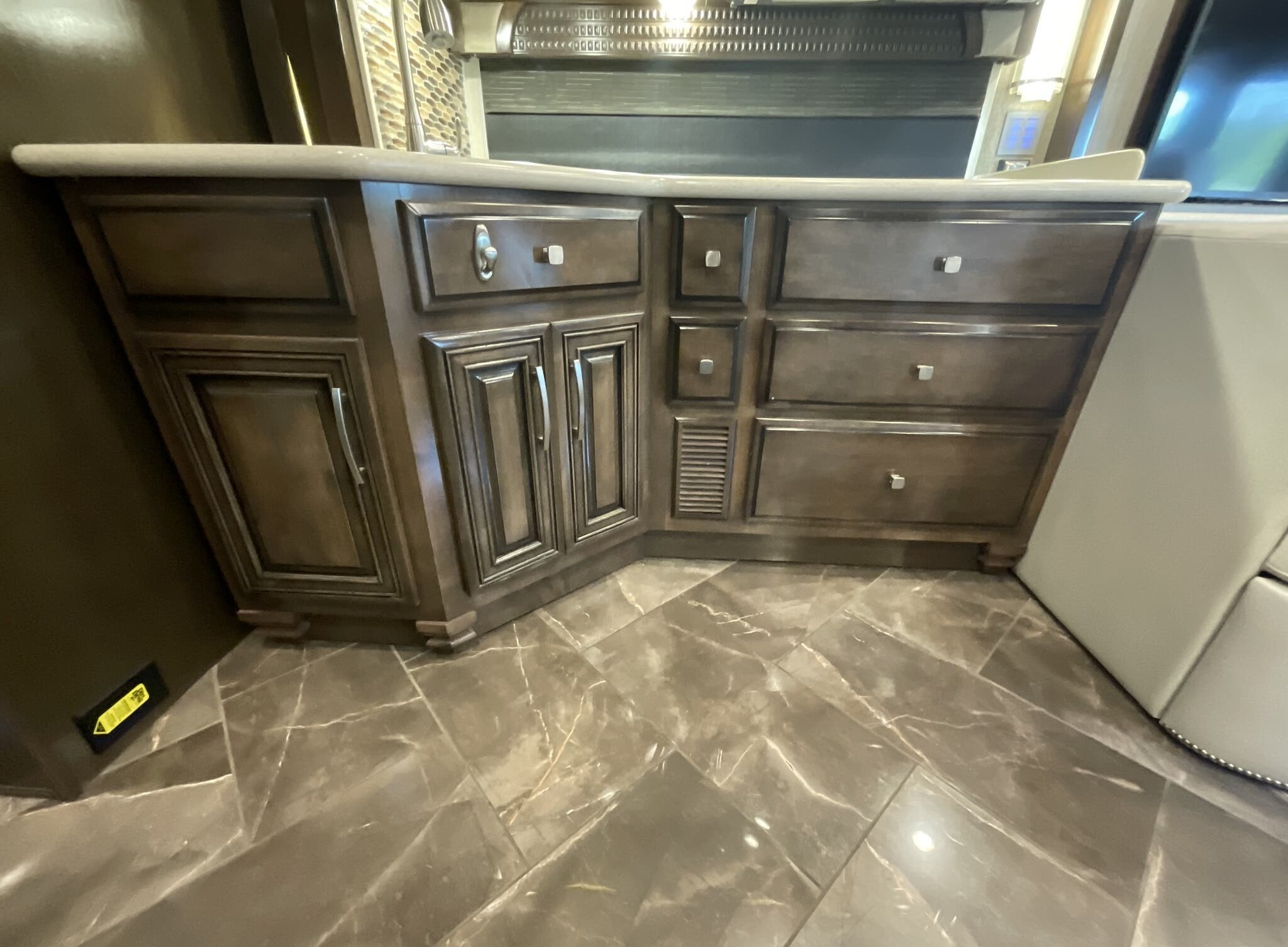 2018 Newmar New Aire 3341 - Image 44