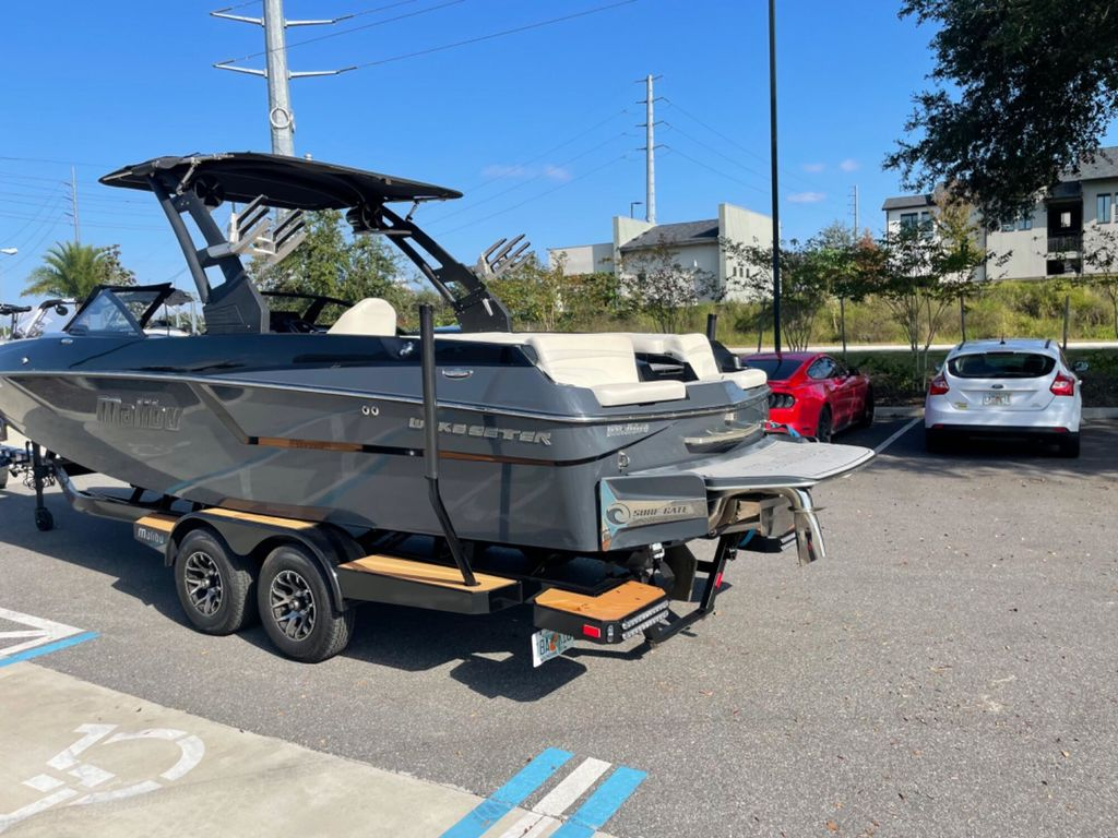 2018 Malibu Boats 24 MXZ - Image 8