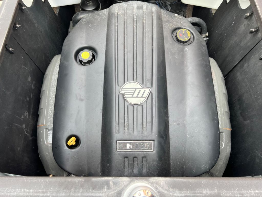 2019 Malibu Boats 23 LSV - Image 24