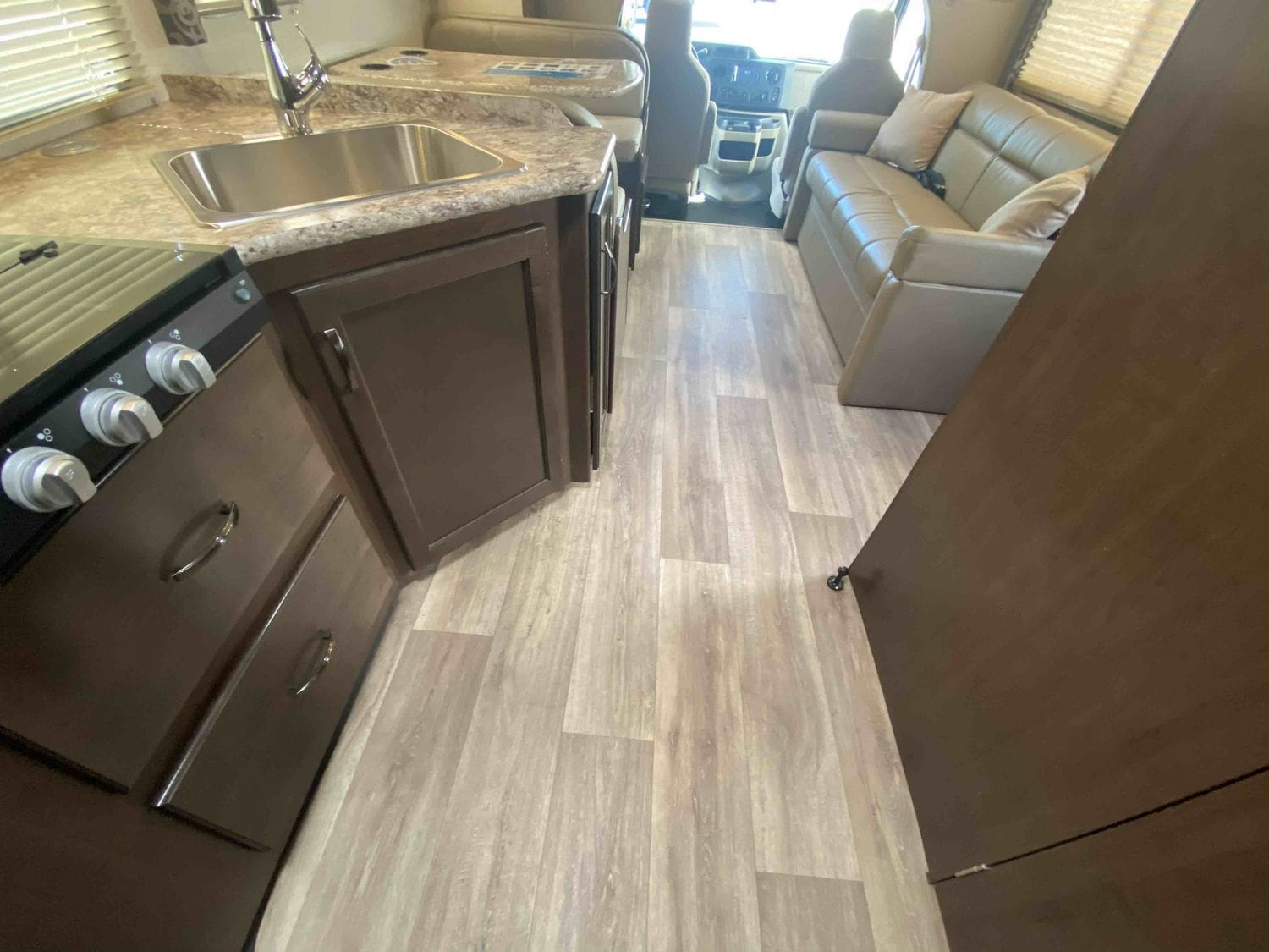 2019 Four Winds 28Z - Image 47