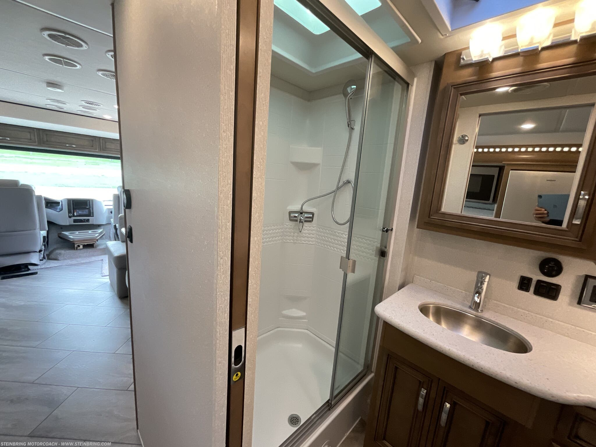 2022 Newmar Bay Star 3014 - Image 46