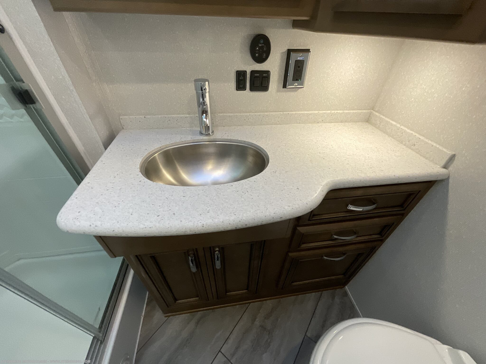 2022 Newmar Bay Star 3014 - Image 47