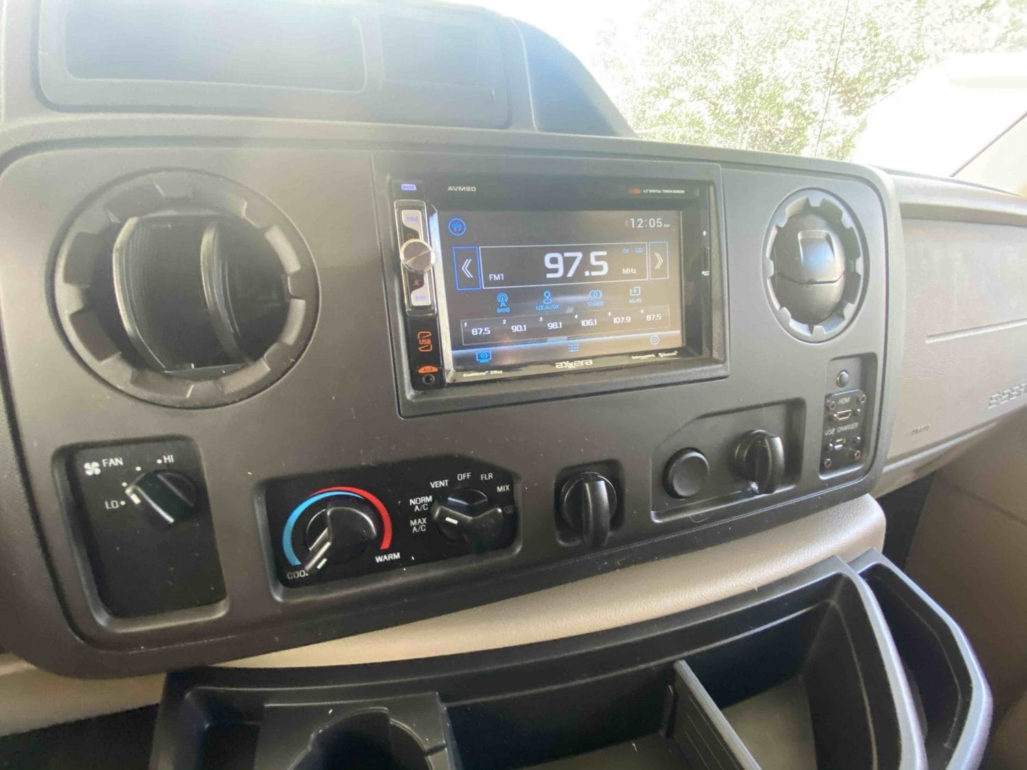 2019 Four Winds 28Z - Image 10