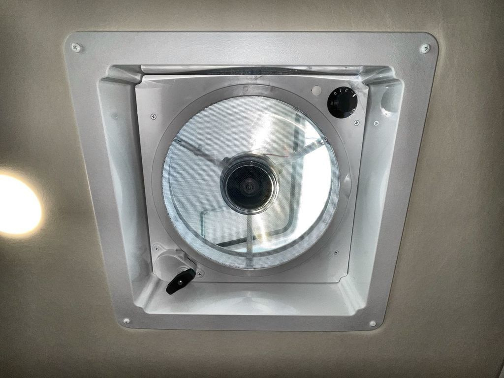 2022 Holiday Rambler Endeavor 38N - Image 7