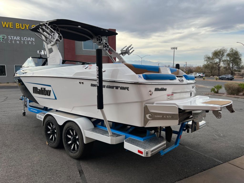 2019 Malibu Boats 23 LSV - Image 36