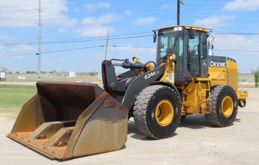 2017 John Deere 624K-II - Image 2
