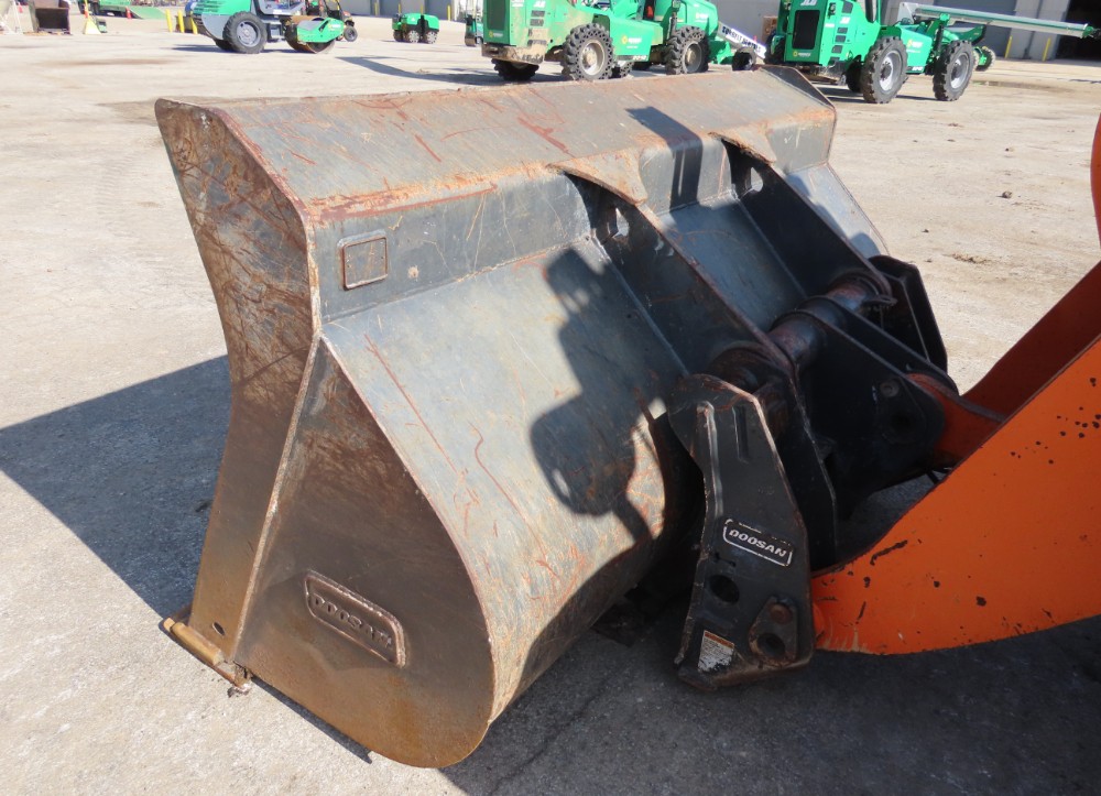 2016 Doosan DL220-5 - Image 12