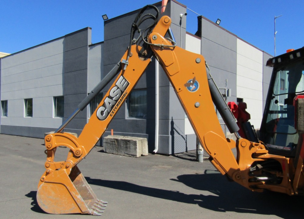 2016 Case 590 Super N - Image 14