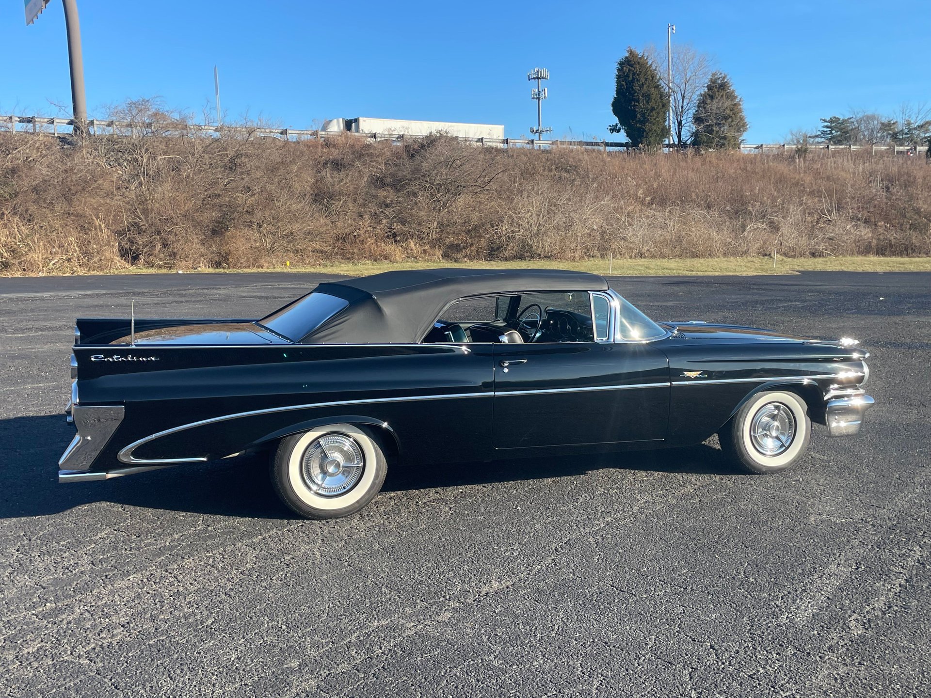 1959 Pontiac Catalina - Image 22