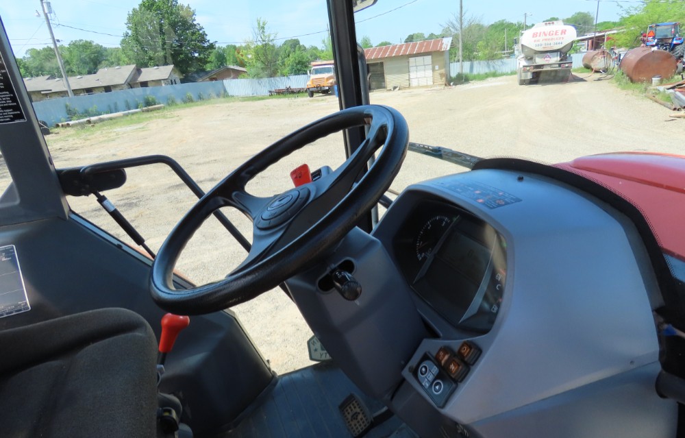 2017 Kubota M6S-111 - Image 19