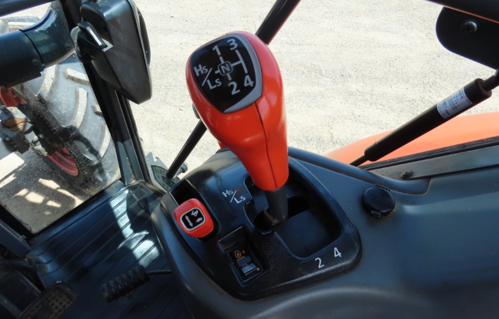 2017 Kubota M6S-111 - Image 22