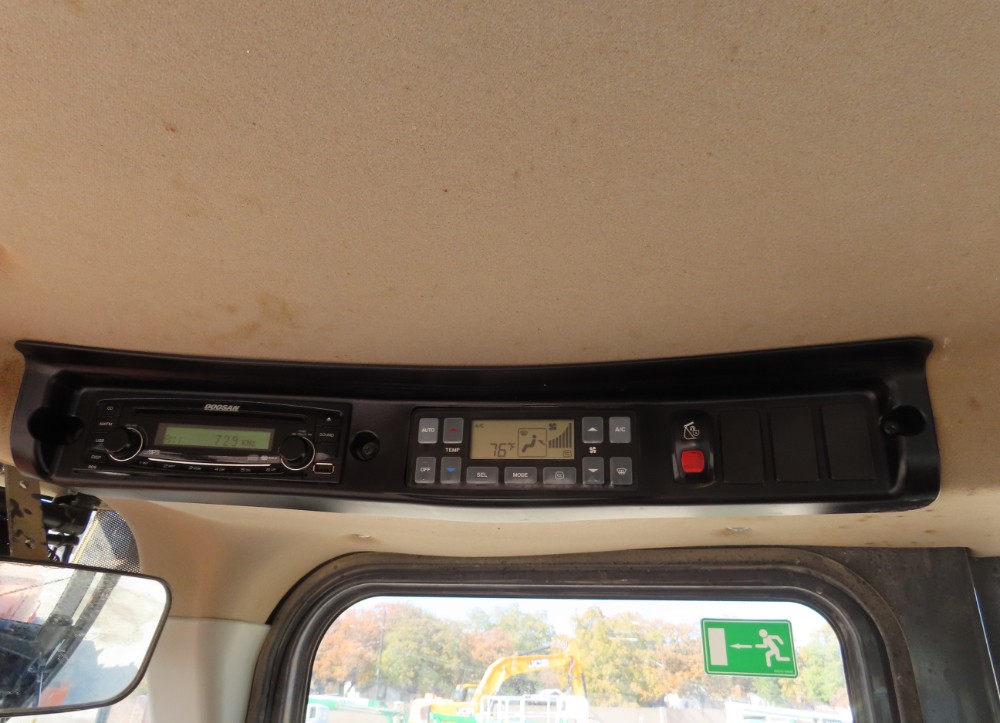 2016 Doosan DL220-5 - Image 23