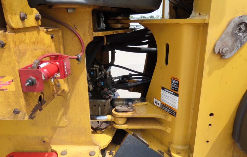 2017 John Deere 624K-II - Image 31