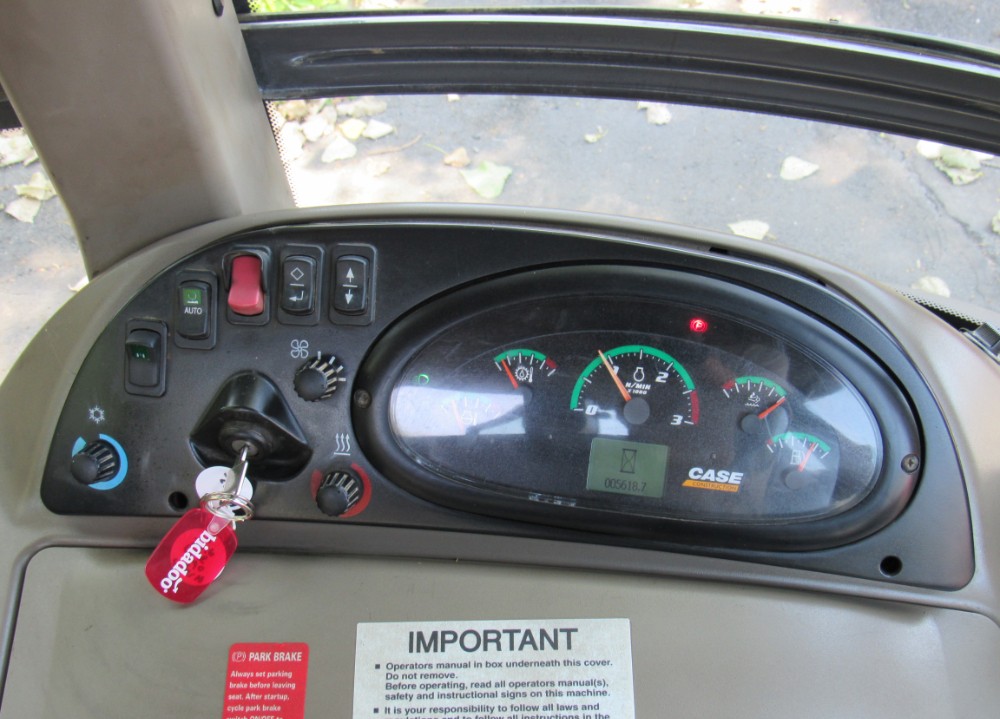 2016 Case 590 Super N - Image 25