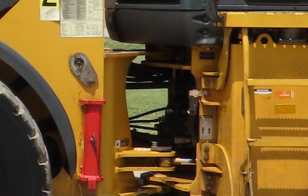 2017 John Deere 624K-II - Image 32