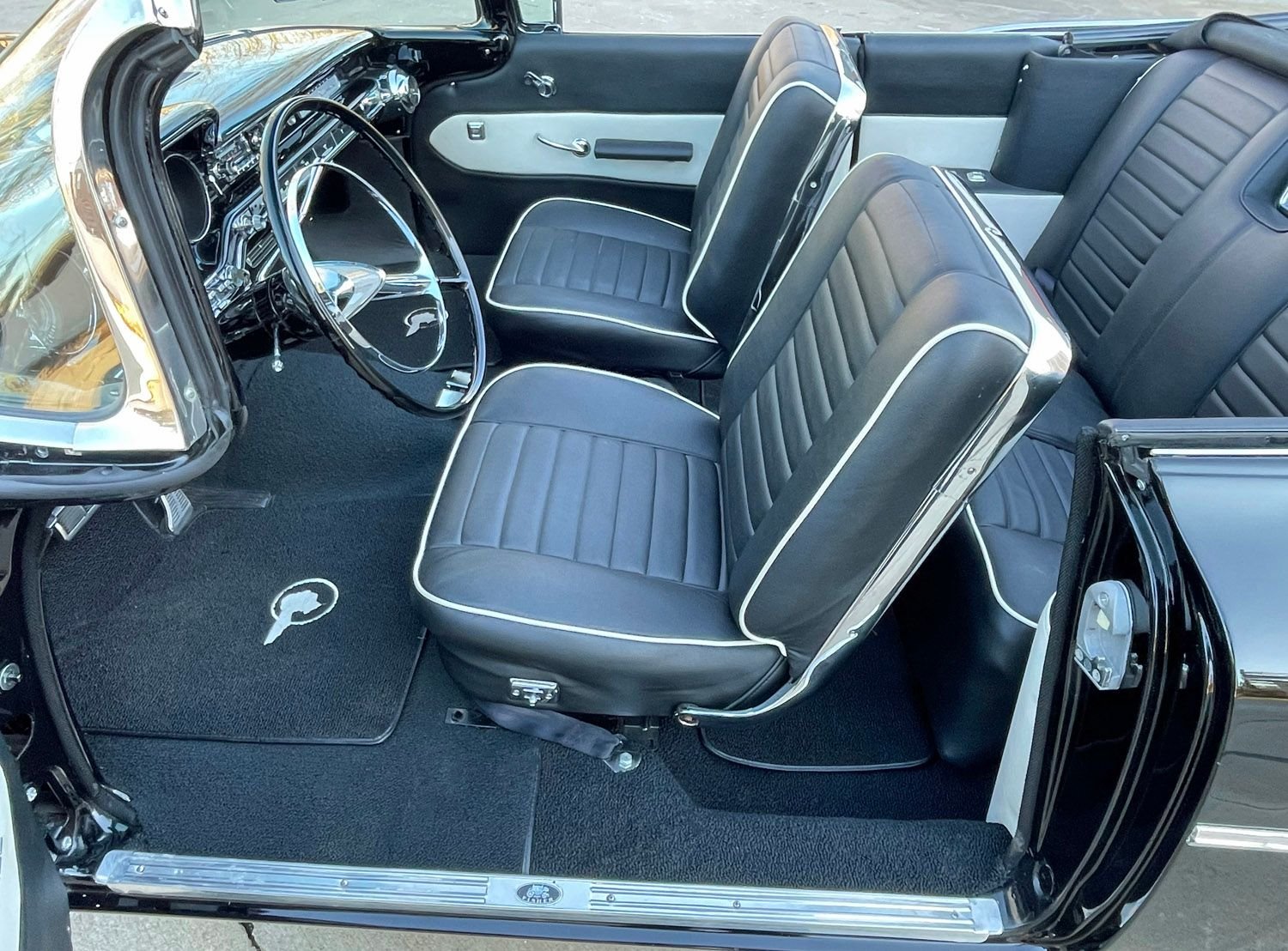 1959 Pontiac Catalina - Image 33