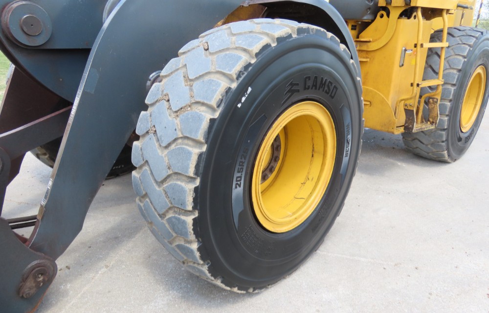 2017 John Deere 624K-II - Image 34