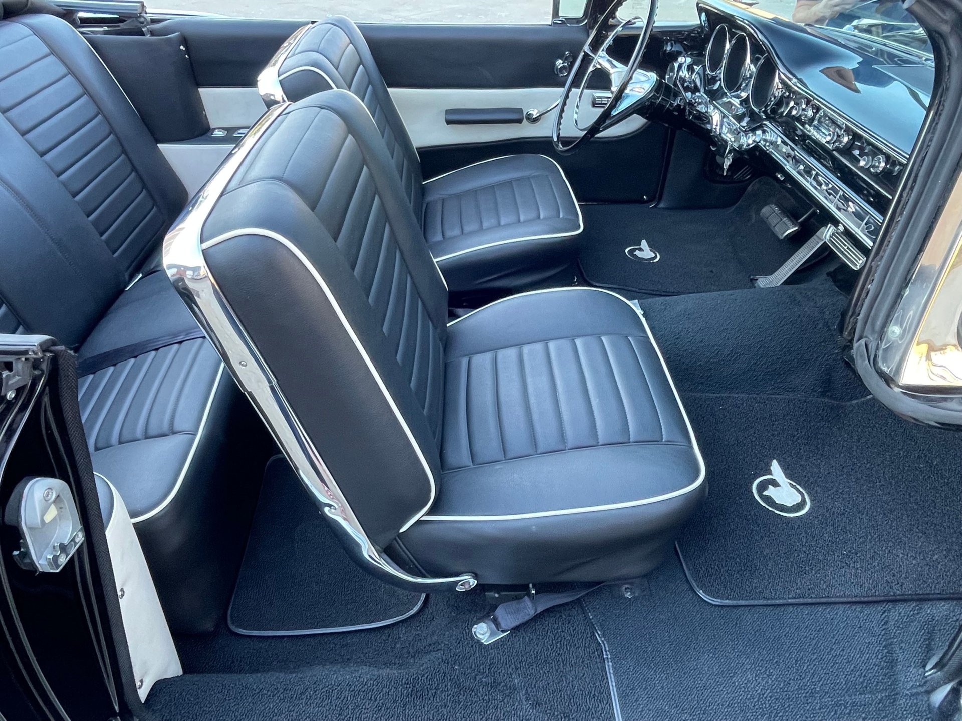 1959 Pontiac Catalina - Image 38