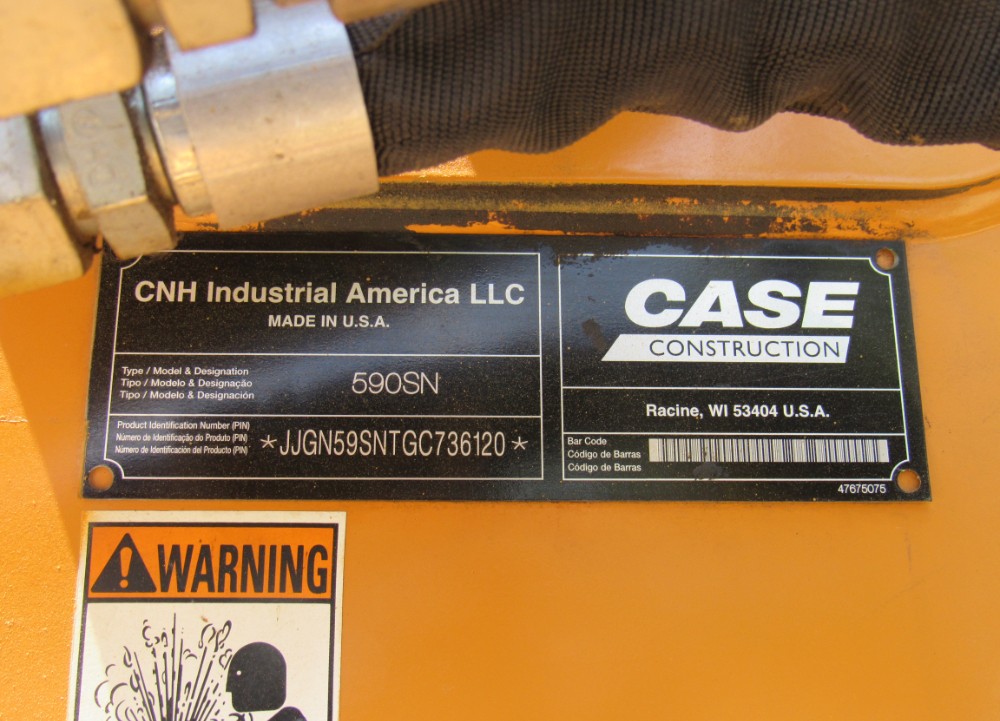 2016 Case 590 Super N - Image 13