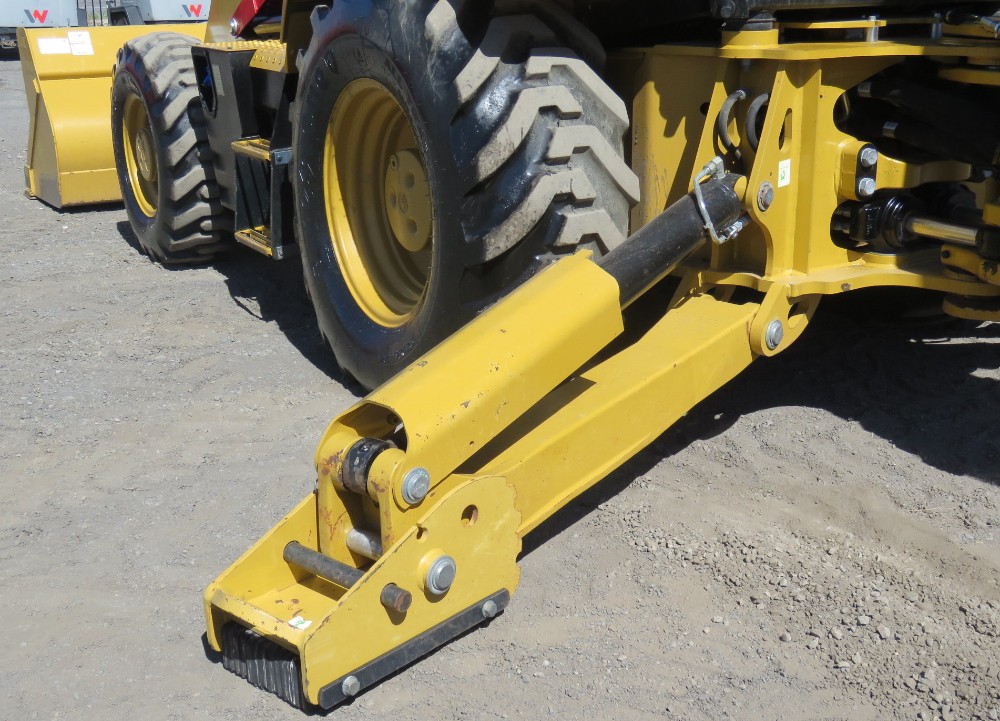 2017 Caterpillar 420F2 - Image 46