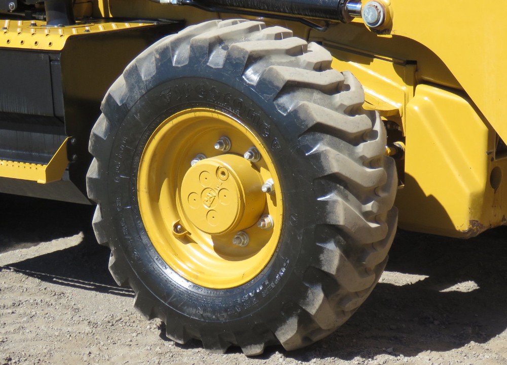 2017 Caterpillar 420F2 - Image 7