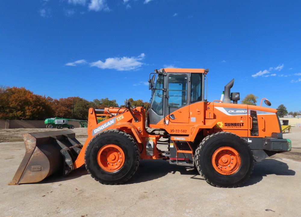 2016 Doosan DL220-5 - Image 6